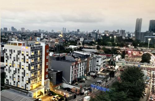 Tanjung Duren Utara Hotel | FOX Lite Grogol Jakarta