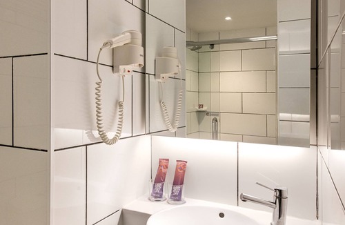 Cyberjaya Hotel | FOX Lite Hotel DPulze Cyberjaya