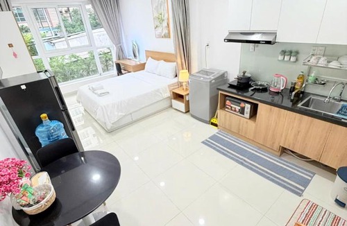 Hang Xanh Apartment | Fox Living Nguyen Huu Canh