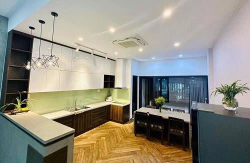 Hai Chau Villa | Freeairportpickup@Near Han Market 4BRs Villa