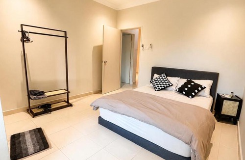 Teras House | French Style Raub Homestay劳勿法式民宿-靠近榴莲园