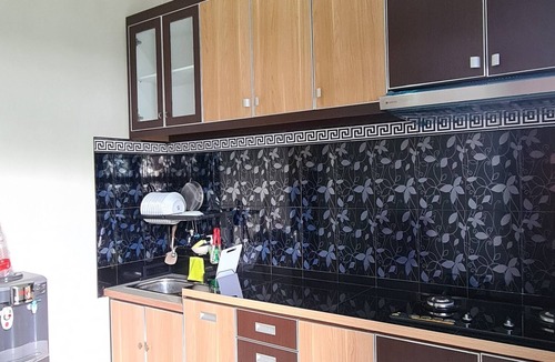 Depok Villa | Full House, 5 Bed Rooms - HUnian Nyaman, Asik, Seru & Murah !