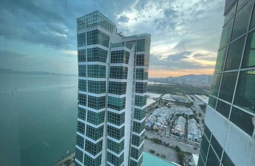 George Town Apartment | Full Seaview Duplex George Town 2R2B
