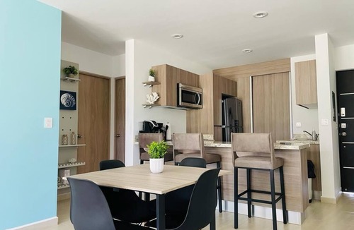 Cerritos Condo | Fully Equipped 2 BR Main Floor Condo Near Beach at Almarena Residencial