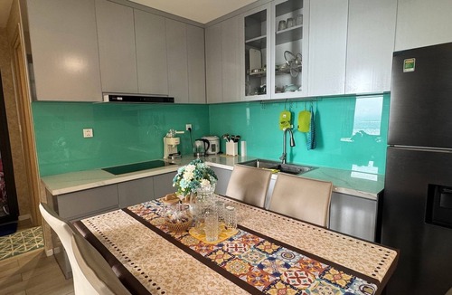 District 9 Apartment | Fully Furnished 2BEDROOM-2BATH Masteri Luxury Apartment, 5mins to Vincom Mall