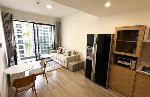 District 9 Apartment | Fully Furnished 1BED-1BATH Luxury Masteri Apartment, 5 mins walk to Vincom Mall