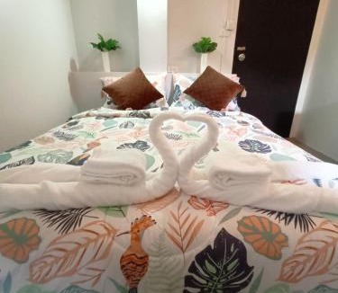 Downtown Krabi Hotel | Funky Crab The River