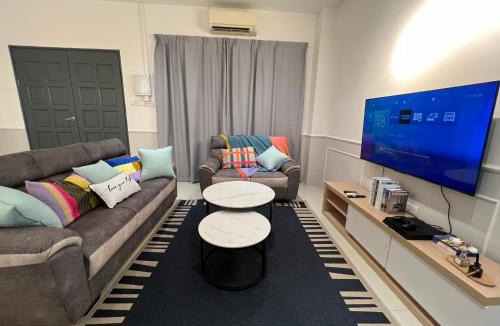 Kuantan House | FunkyVila5 16PX 4BR Near188Tower, Artstreet, HTAA
