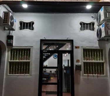 Historic George Town House | G Fortune Hostel