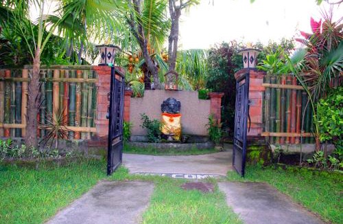 Goris House | Gara menjangan homestay