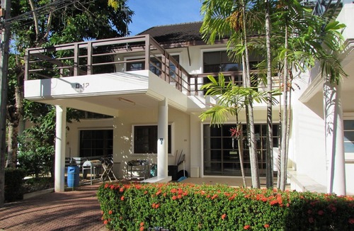 Kram House | Garden Beach Villa D15 by the garden to the beach