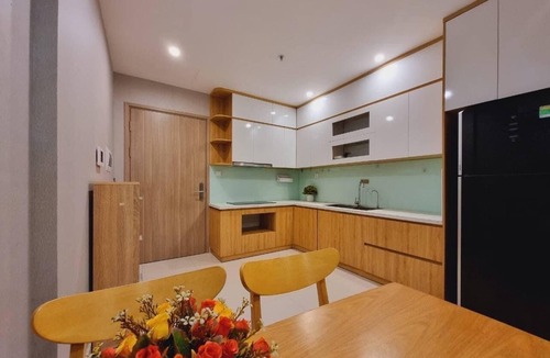 Đien Bien Apartment | Gem at Vinhomes Ocean Park 1! Family-sized apt with airy and spectacular view