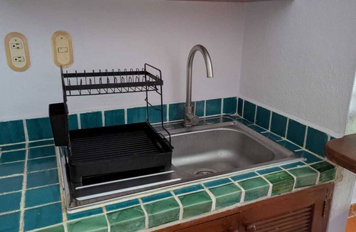 Gonzalo Guerrero Condo | GEM w Pool near BEACHes & 5th Ave. Hi-speed Wifi, Top-Notch LOCATION. KIDs OK!