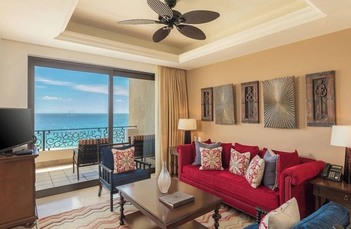 Marina Resort | Get away to the Grand Solmar Land's End Resort in beautiful Cabo San Lucas!