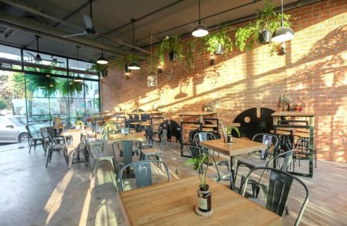 Chang Phueak Hotel | Get Zleep Premium Budget Hotel