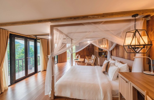 Hoa Binh Hotel | Gia Trang Heian Hoa Binh