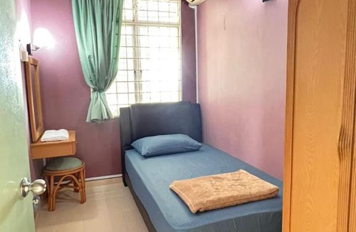 Taman Tanjung Apartment | Glory beach private PD