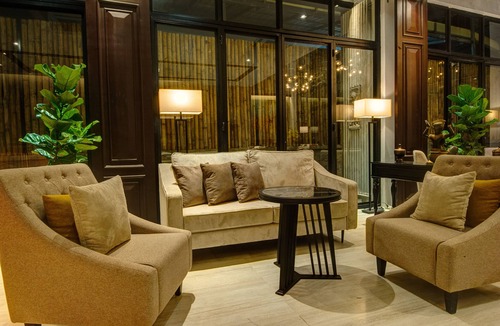 Daun Penh Hotel | GLOW PARK HOTEL Grand Royal Palace