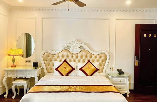 Tu Son Hotel | Gold Hotel Luxury