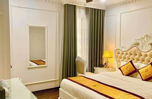 Tu Son Hotel | Gold Hotel Luxury