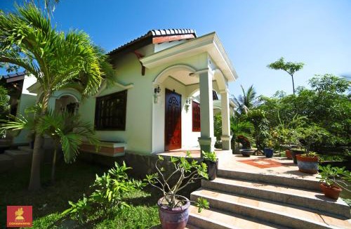 Phan Rang - Thap Cham Resort | Gold Rooster Resort