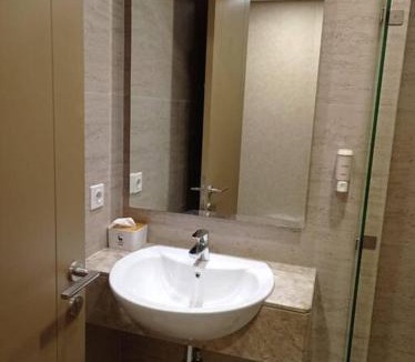 Pantai Indah Kapuk Apartment | goldcoast studio europe sofabed wifi netflix
