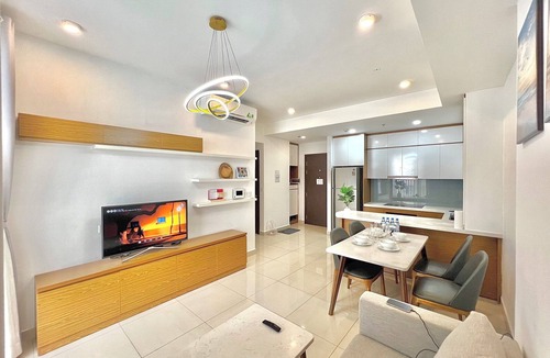 Bach Dang Riverside Apartment | Golden Apartment