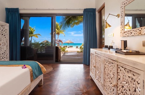 Koh Rong Hotel | Golden Beach Resort