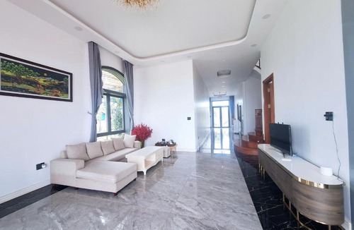 Bao Loc Cabin | Golden Bell Vill- Biệt thự trên đỉnh đồi