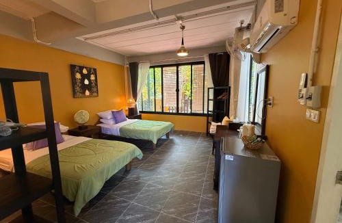 Sam Roi Yot Bed & Breakfast | Golden Mango House