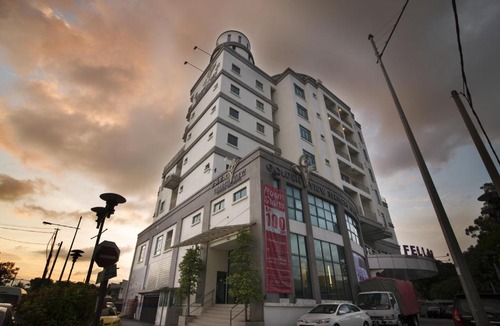 Tanjung Tokong Apartment | Golden View Serviced Apartments