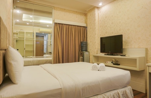 Jakarta Hotel | Good Deal Studio at Signature Park Tebet Apartment