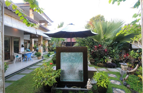Ubud Villa | Gorgeous, 3-bedroom Villa in the village of Penestanan/Ubud with AC, WiFi, Pool.