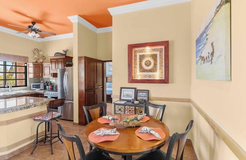 El Centenario House | Gorgeous Private Home with 360 degree Vistas and Heated Pool