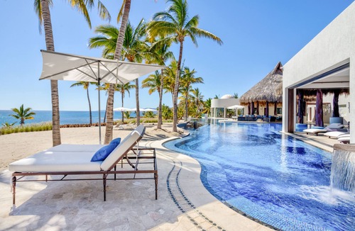 Ensenada Los Muertos Villa | Gran Sueño Resort with the best views of the Bay of Dreams