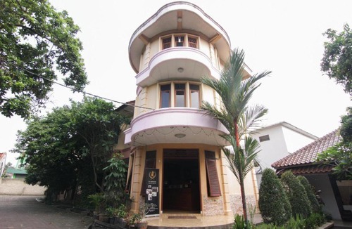 Purwakarta Hotel | Grand Ciwareng Inn Hotel and Resort