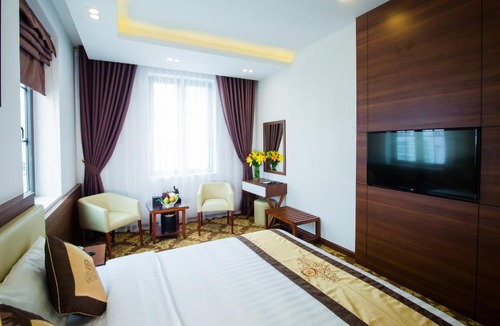 Hoa Binh Hotel | Grand Hotel