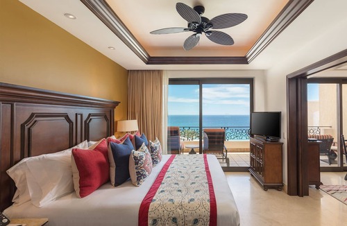 Cabo San Lucas Resort | Grand Master Suite at Luxury 5-Star Resort in Cabo San Lucas Mexico