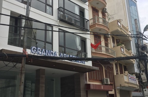 Dich Vong Hau Hotel | Granda Suites Hanoi
