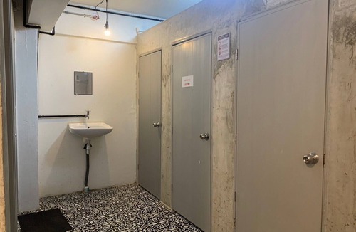 Wieng Hostel | Gravity Hostel