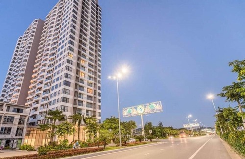 Bai Chay Apartment | Green Bay Luxury-2Bdr-Pool-Vegy balcony + Wax Museum ticket