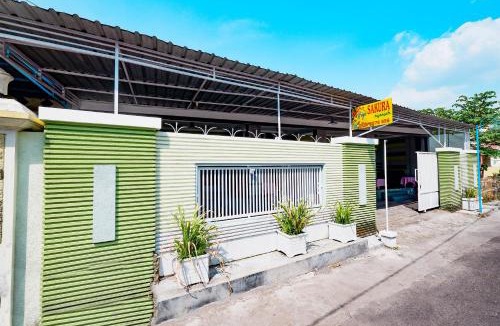 Colomadu Hotel | Griya Sakura Syariah near UMS