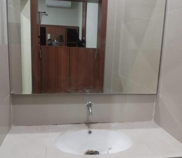 Depok Hostel | Griya Sambilegi