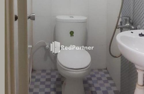 Pangkalan Bun Hotel | Guest House Anak Raja Pangkalan Bun Syariah Mitra RedDoorz