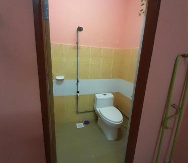 Kampung Padang Midin House | GUESTHOUSE MOKTEH