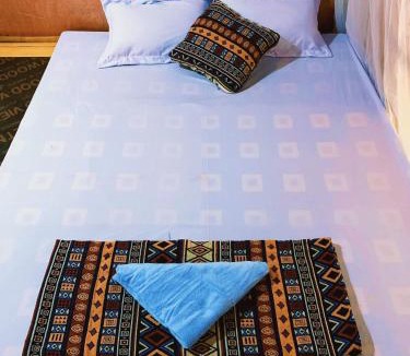 Ngoi Tu House | Hường Lake View Homestay