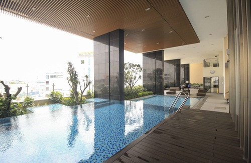 Phu Nhuan Apartment | H&T Studio-8mins to AIRPORT & CENTER-FREE Pool & Gym.