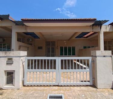 Kulim House | H&Z Guesthouse Kulim Hi-Tech - Free Wifi - Netflix