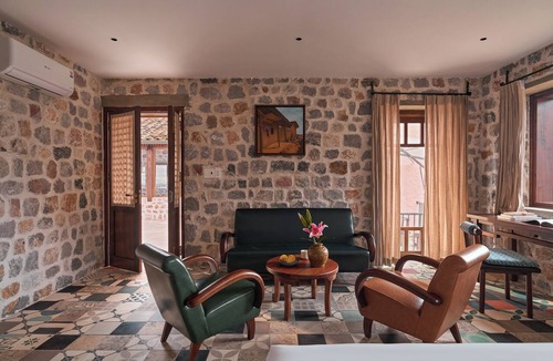 Dong Van Cabin | Ha Giang Aya Lodge