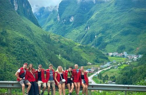 Ha Giang Hostel | Ha Giang Loop Rabbit Hostel & Tours
